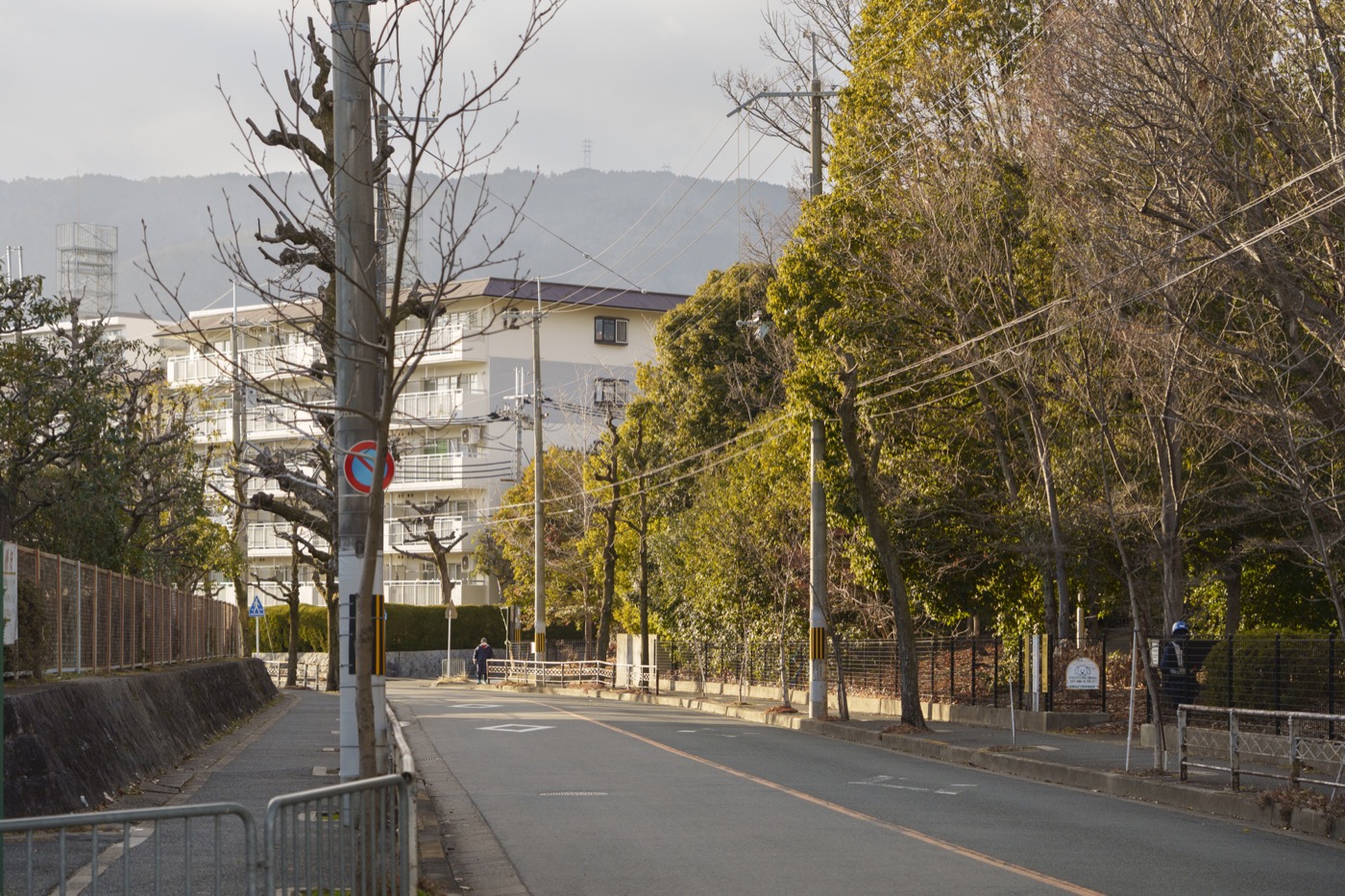 洛西陵明小中学校がある洛西ニュータウンの様子